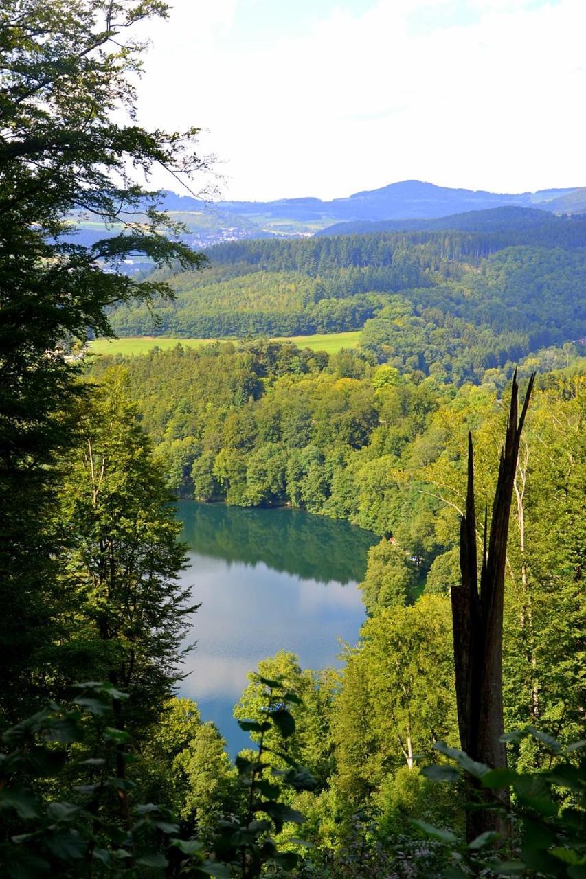 Eifel21 - Stilvolles Haus In Der Vulkaneifel Bleckhausen エクステリア 写真